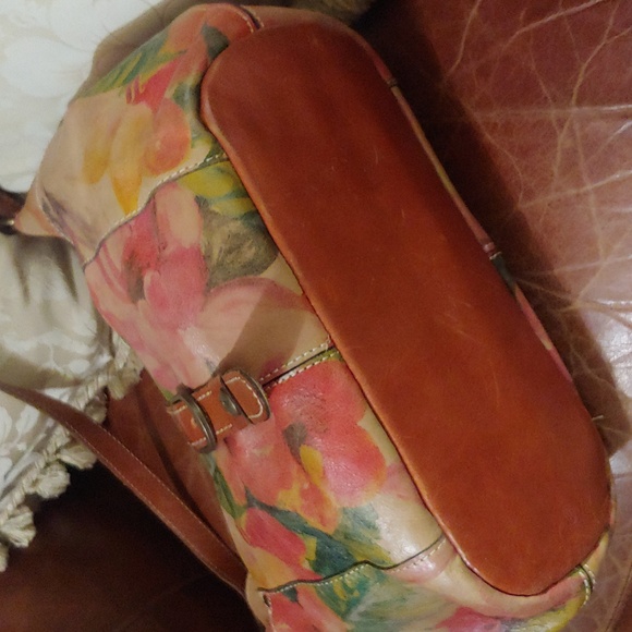 Patricia Nash. Large, Italian leather shoulder bag - Picture 3 of 16